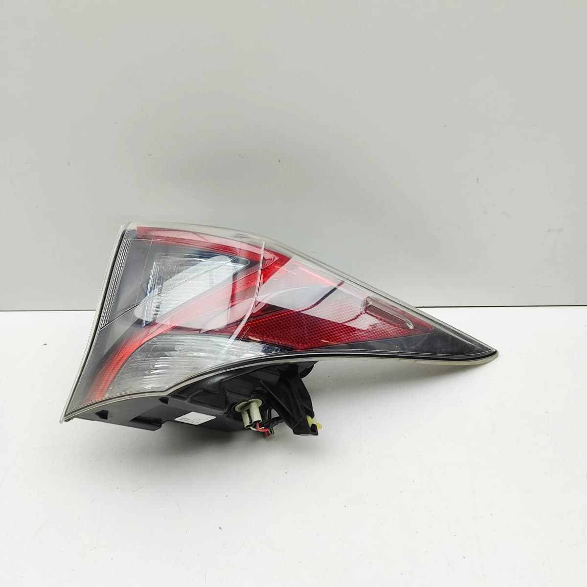 TOYOTA PRIUS XW50 Rear Right Tail Light 81551-47281 33477345