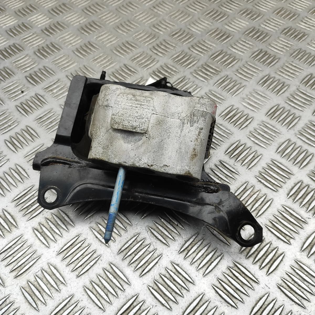 TOYOTA PRIUS XW50 Left Side Engine Mount 12372-37311 33477417