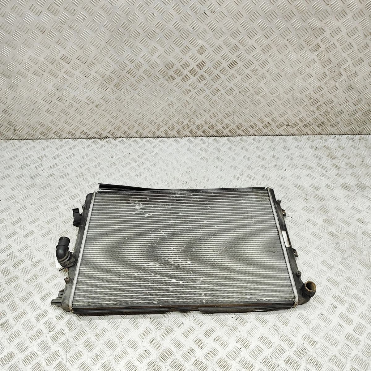 VOLKSWAGEN TIGUAN 5N MK1 Cooling Radiator 5N0121253L 2.0 Diesel 103kW 2013