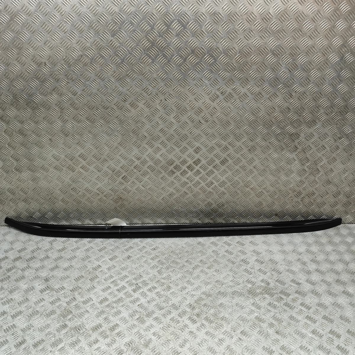 VOLVO XC40 Right Side Roof Rail 31463591 2024 33542525