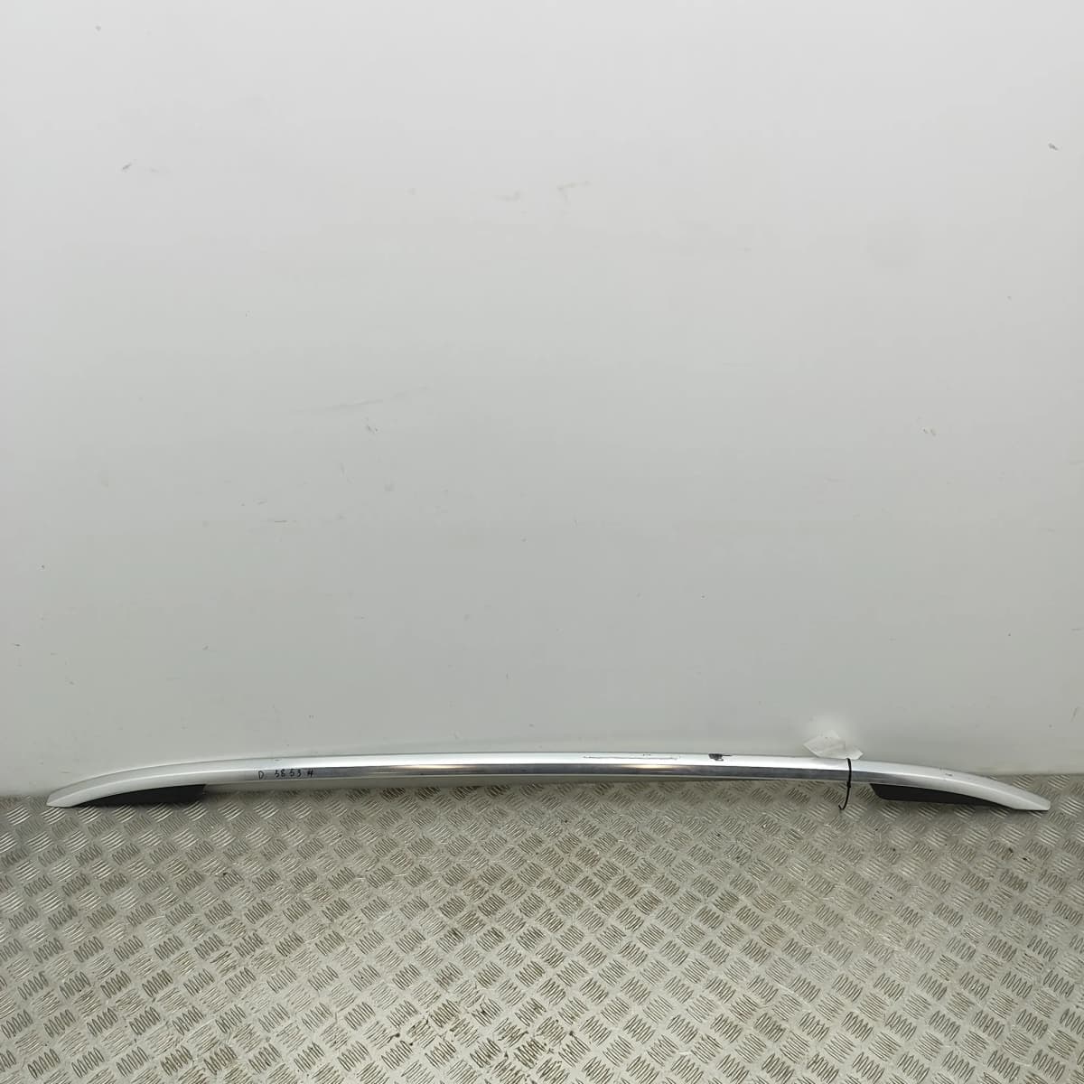 SKODA SUPERB MK3 Estate 3V5 Right Side Roof Rail 3V9860026C 2.0 Diesel 33542649