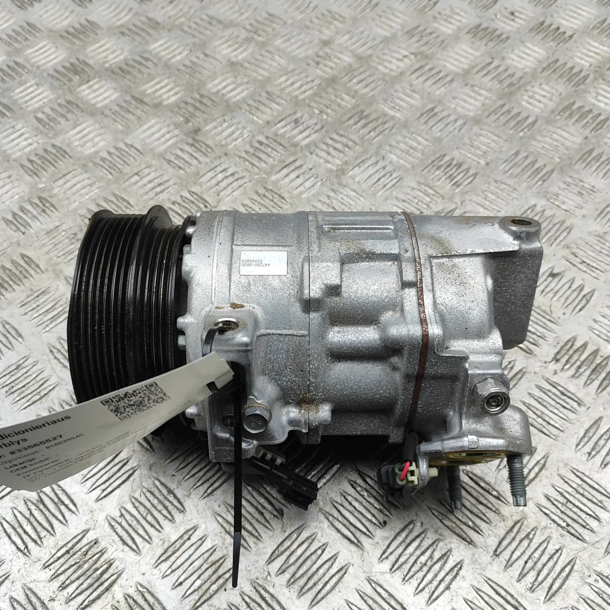 VOLVO XC90 MK2 Air Condition A/C Pump 32275743 2.0 Hybrid 184kW 2025 33565527