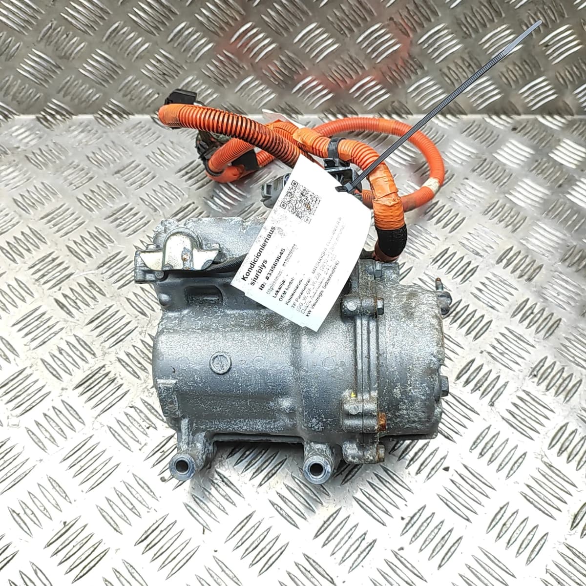 MITSUBISHI OUTLANDER GF MK3 Air Condition A/C Pump 7813A379 2.4 Hybrid 153kW