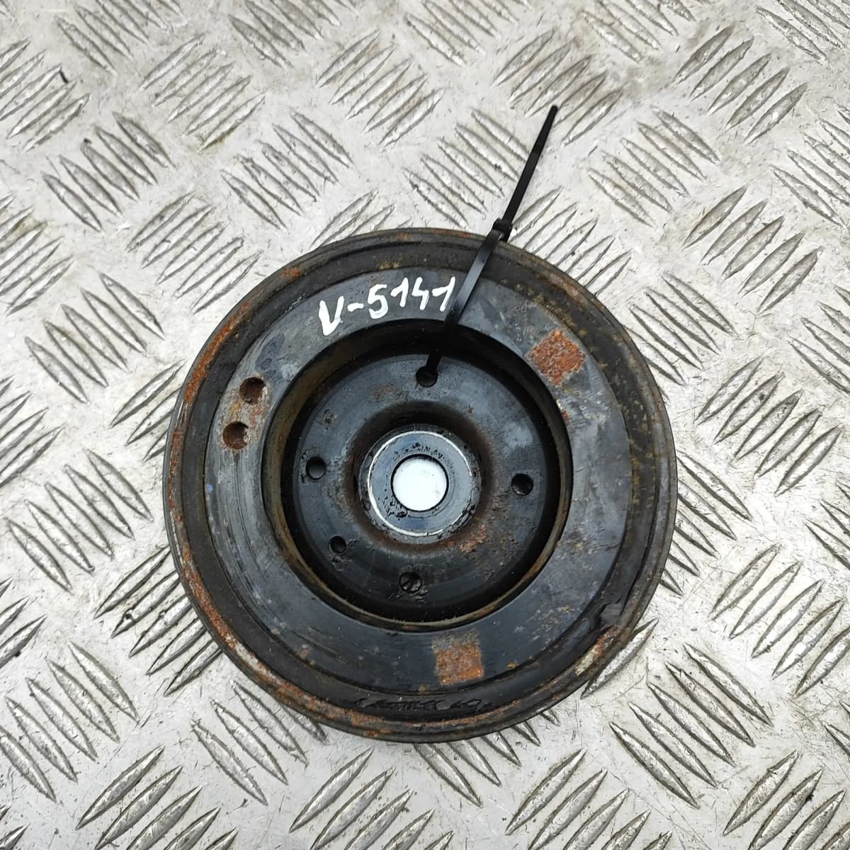 AUDI A5 F5 MK2 Crankshaft Pulley 06H105243M 2.0 Petrol 140kW 2017 33570867