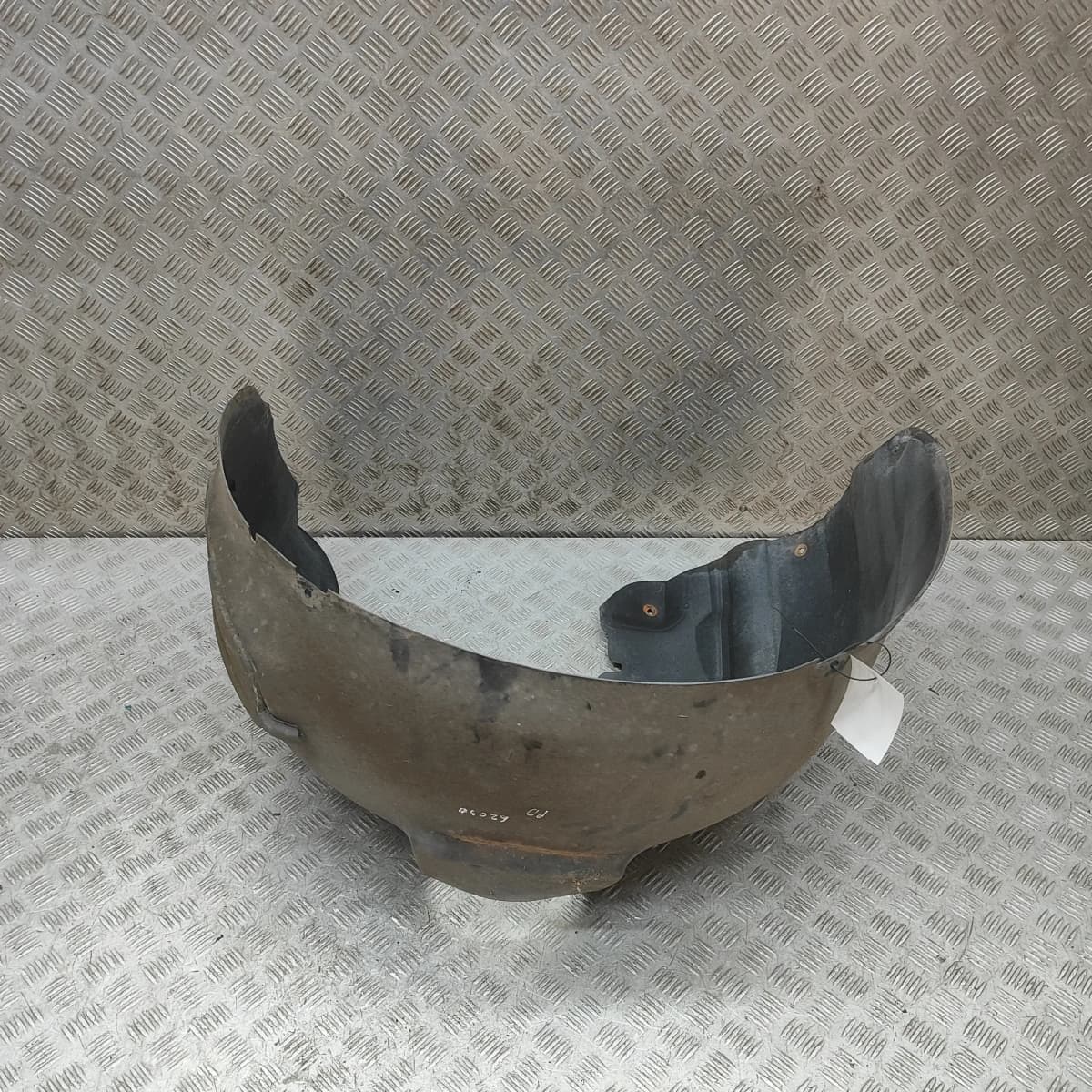 JAGUAR XK 8 Coupe X100 Front Right Arch Liner HJE4570AB 4.0 Petrol 35426907