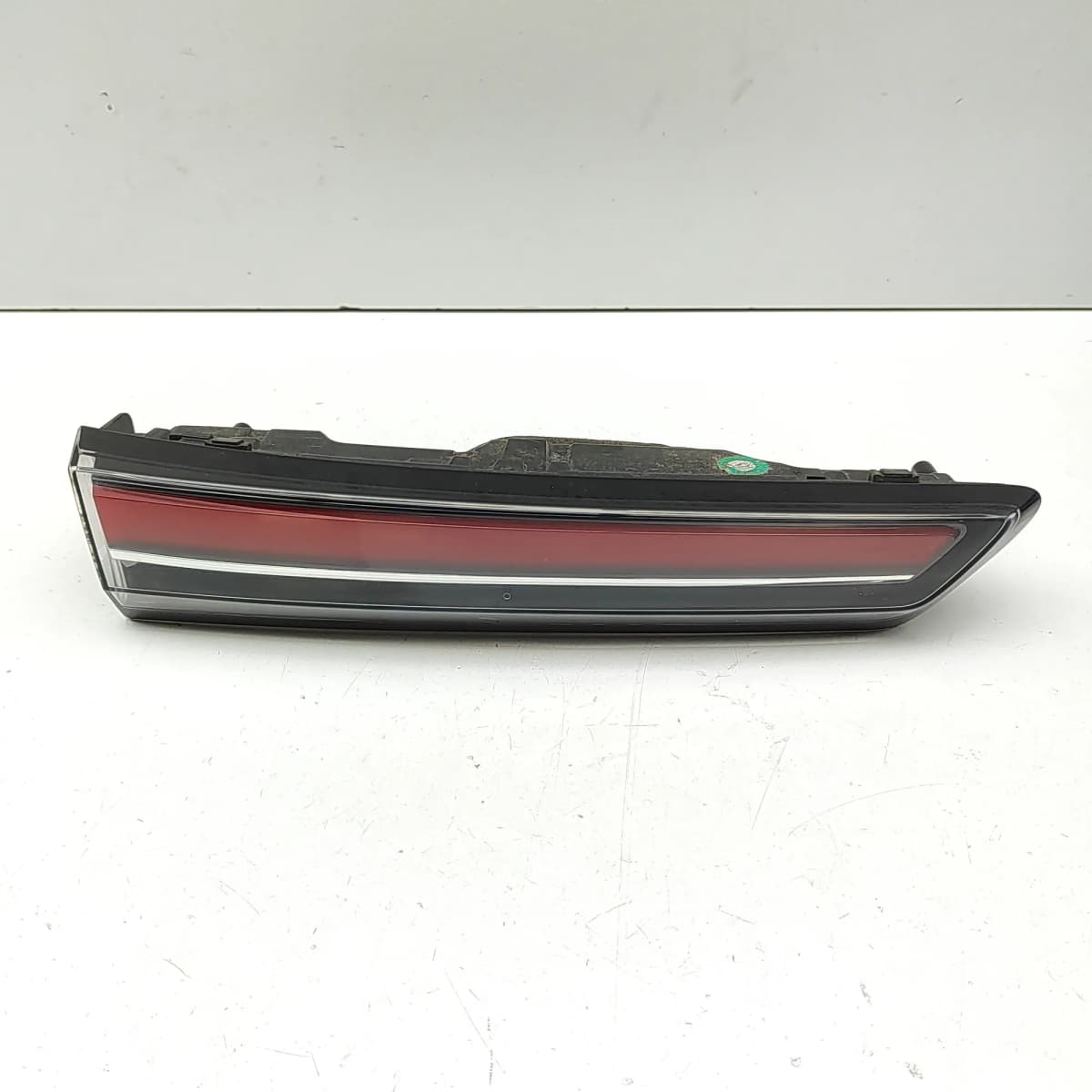 OPEL MOKKA Left Side Tailgate Tail Light 9833944480 Electricity 100kw 34228682