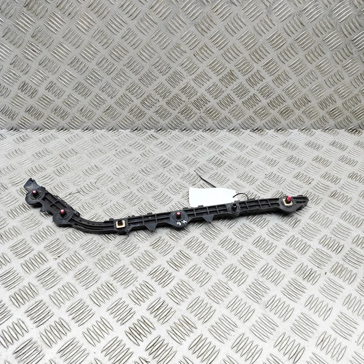 LEXUS GS L10 MK4 Rear Left Bumper Bracket 52158-30110 2.5 Hybrid 133kw 2016