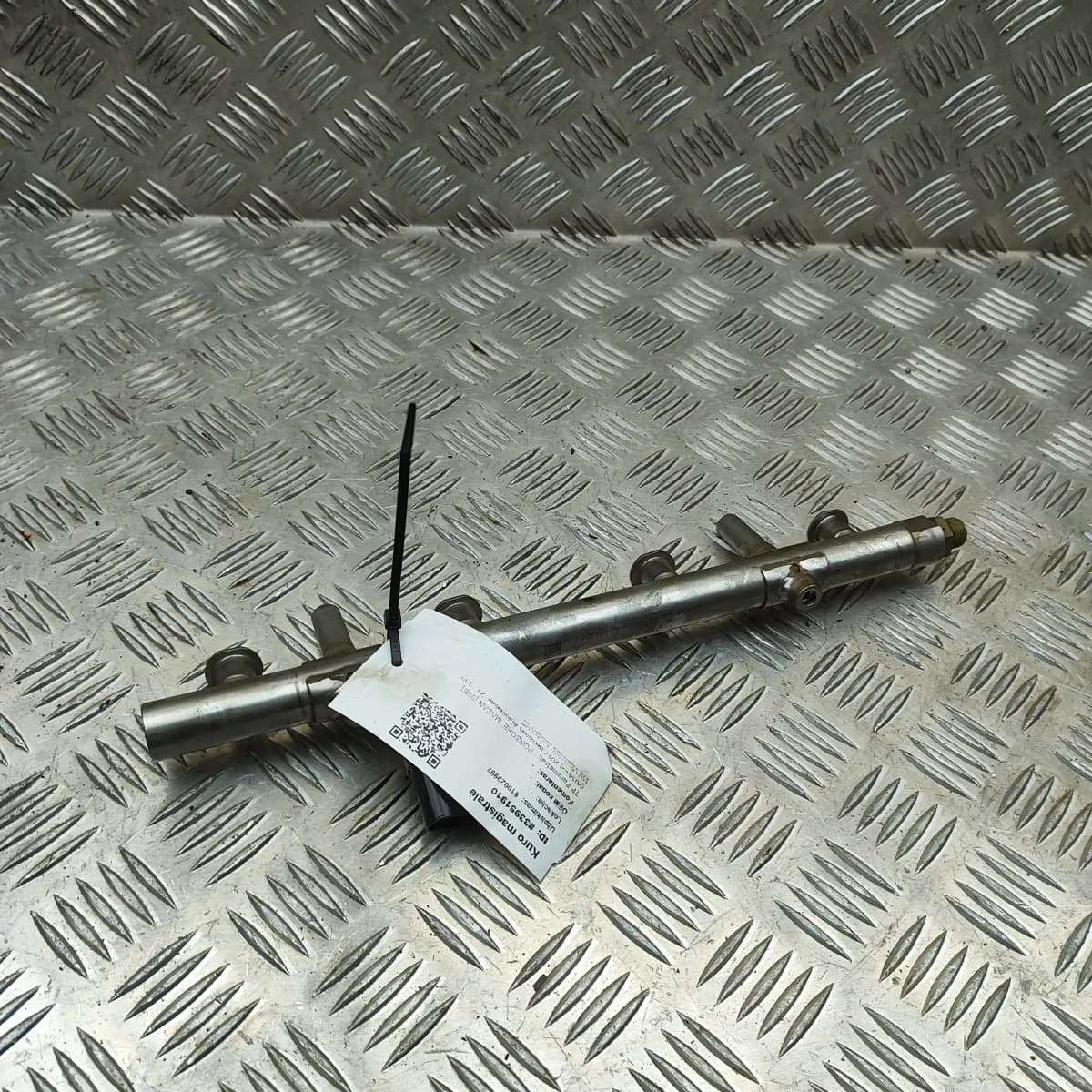 PORSCHE MACAN 95B Fuel Rail 06K133317G 2.0 Petrol 185kW 2017 33951910