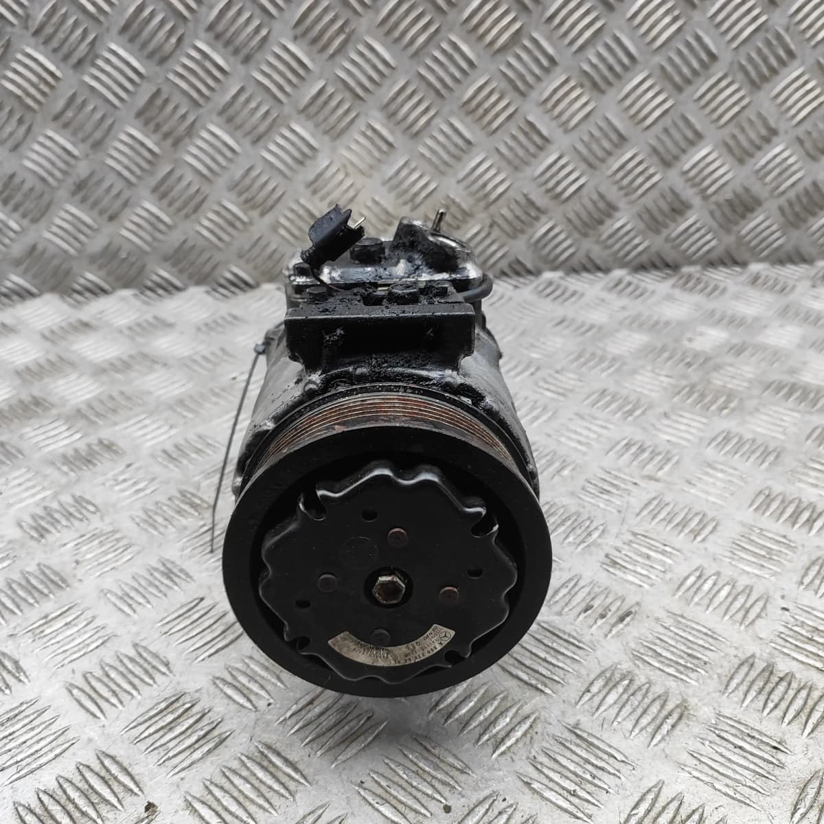 MERCEDES-BENZ M W163 Air Condition A/C Pump A0002306411 4.0 Diesel 184kW 2002