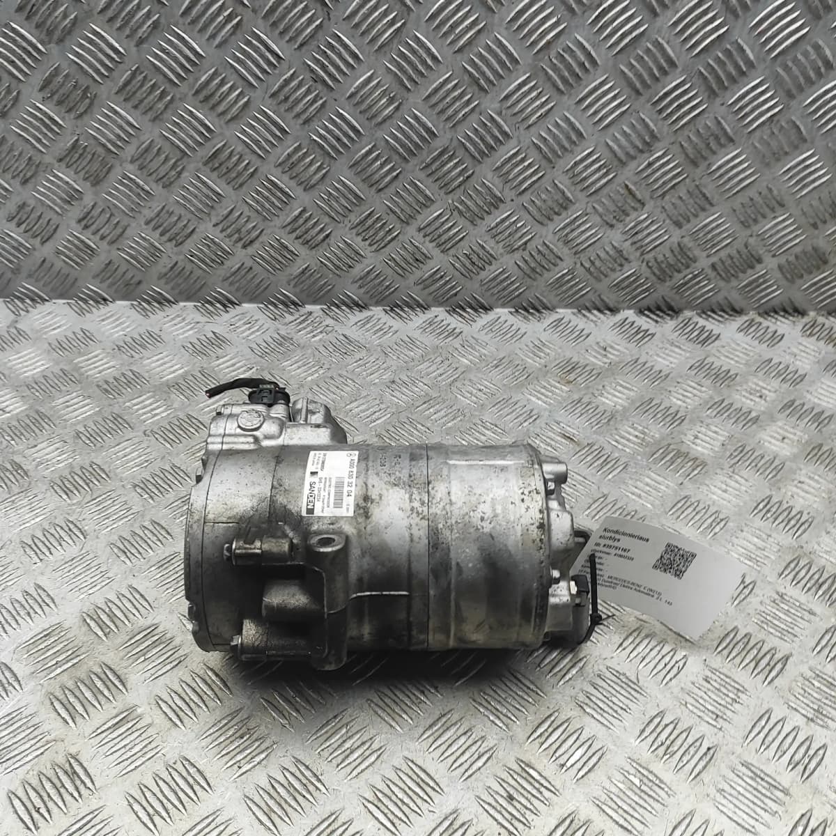 MERCEDES-BENZ E W213 Air Condition A/C Pump A0008303204 35751167