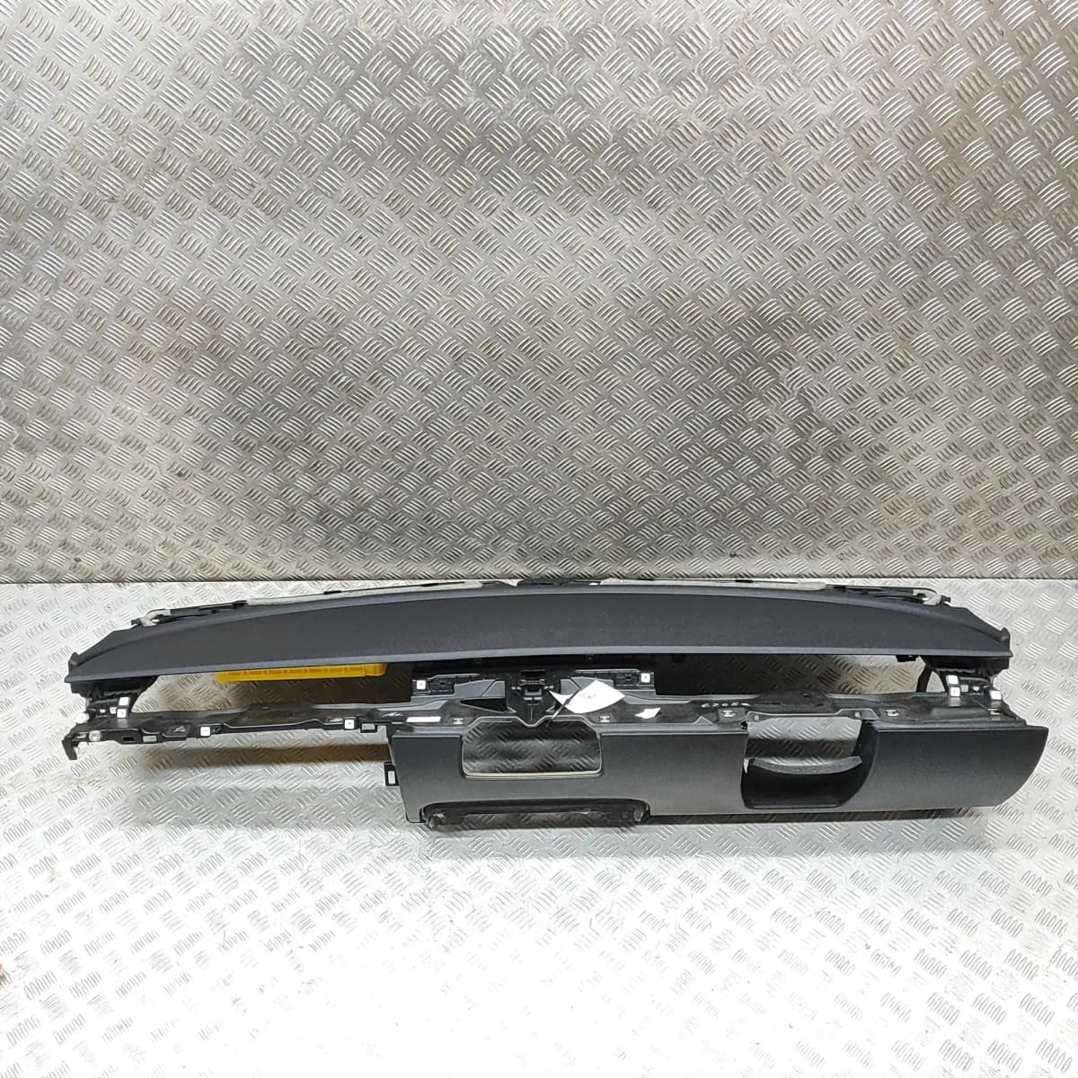 TESLA MODEL 3 Dashboard 1111602-00-C RHD Electricity 324kW 2021 34916012
