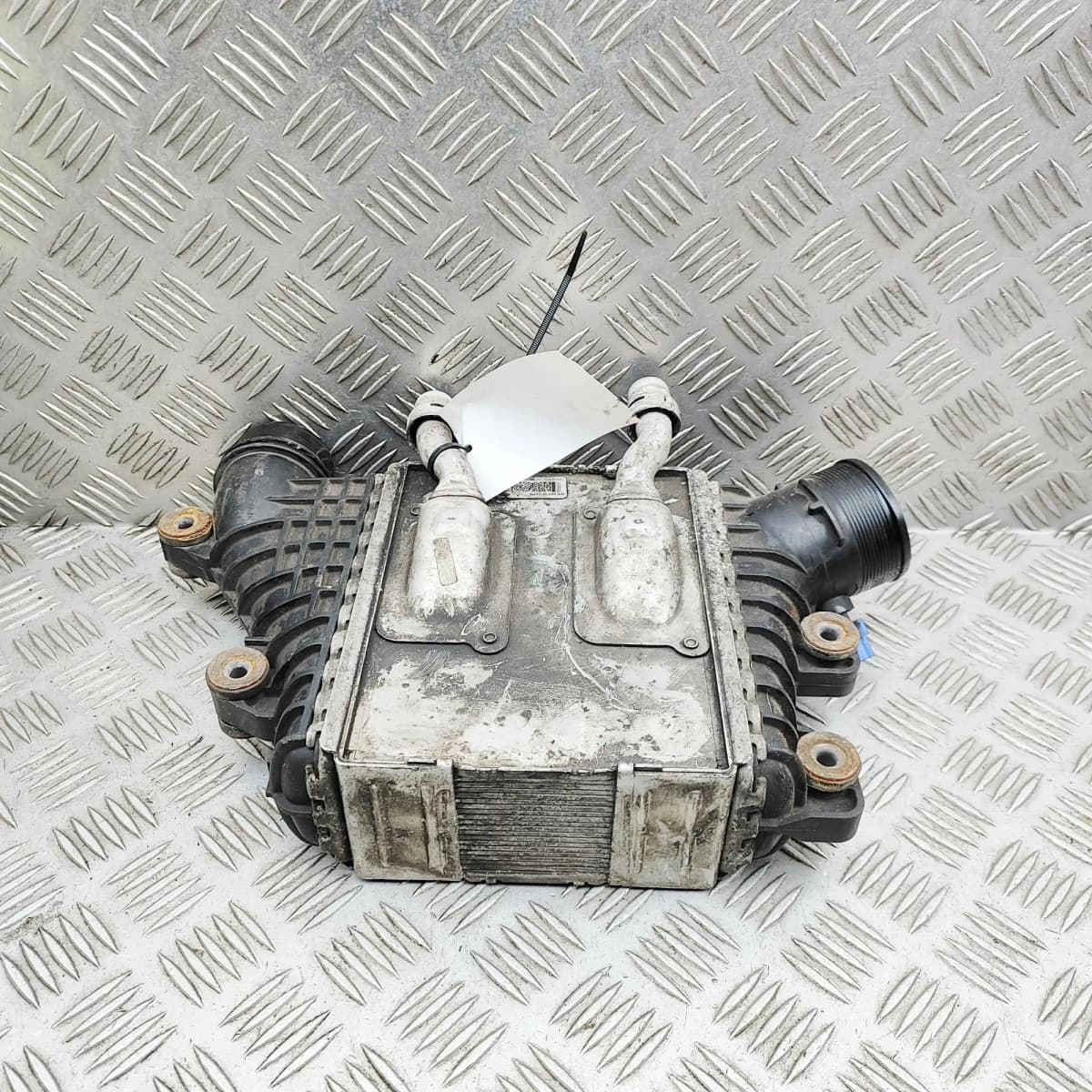 LR RANGE ROVER EVOQUE L538 Intercooler Radiator GJ32-9L440-AB 2.0 Diesel 132kW