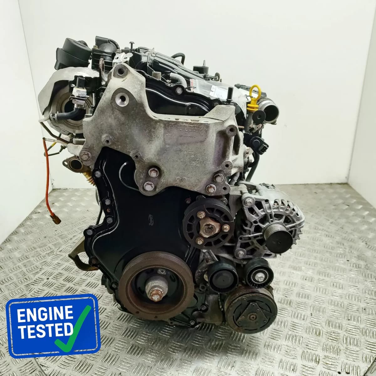 OPEL VIVARO Furgon Engine Motor R9M408 1.6 Diesel 66kw 2015 33364832