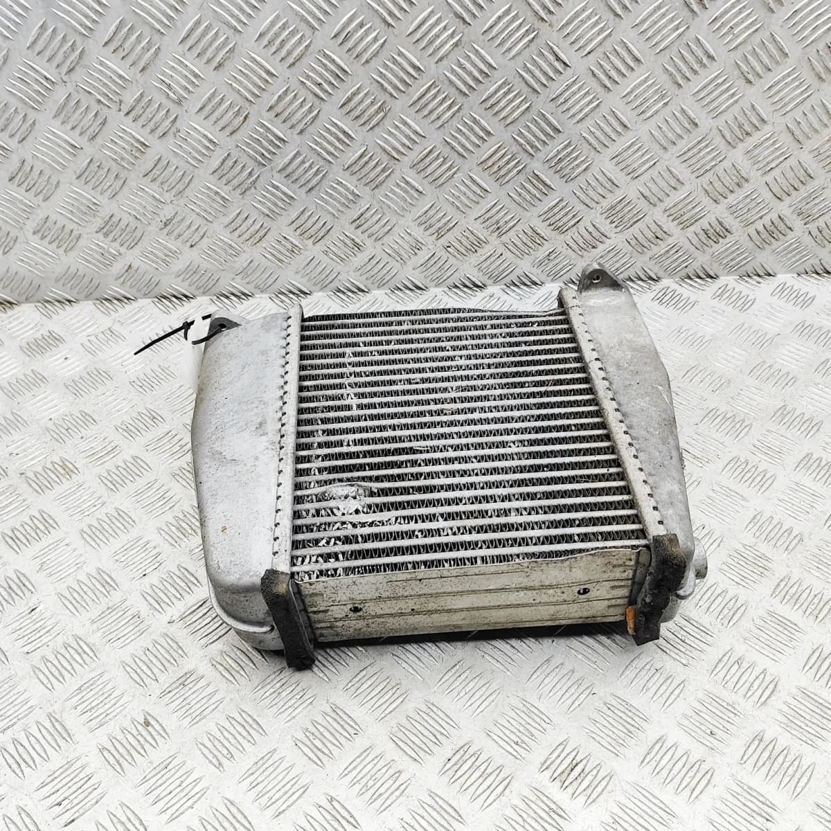 NISSAN GT-R R35 LH Intercooler Radiator 14461-KC11A 3.8 Petrol 2011 35130579