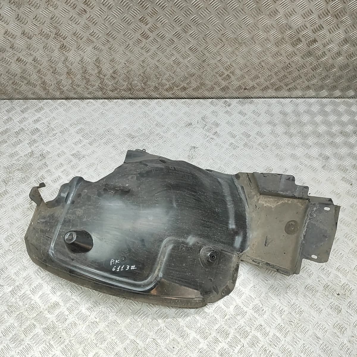 MERCEDES-BENZ E W213 Front Left Arch Liner Rear Part A2386911700 35149612