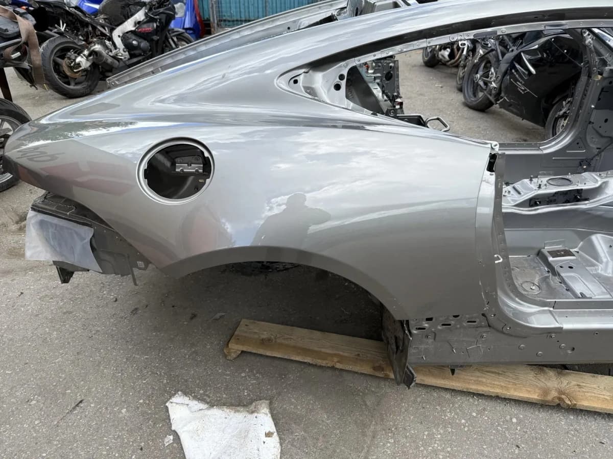 Jaguar F-Typ Coupé X152 Hinter dem rechten Quartal Panel 5.0 Benzin 405 kW 2021