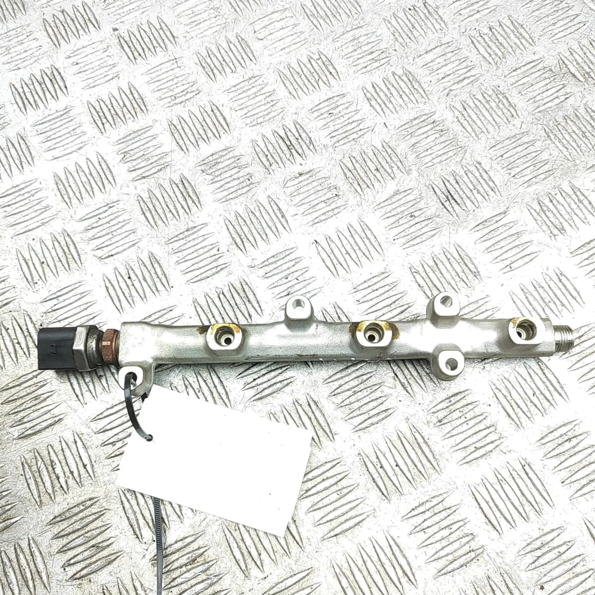 SEAT ARONA KJ7 Fuel Rail 04C133320G 1.0 Petrol 85kw 2019 34468030