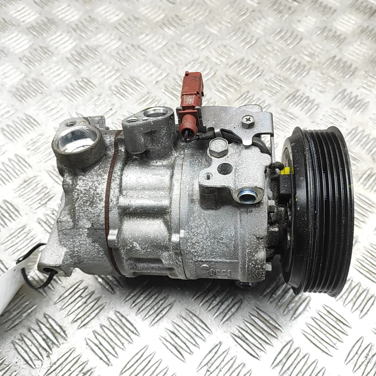 AUDI A4 8W B9 Air Condition A/C Pump 8W0816803L 2.0 Petrol 110kW 2023 34579357