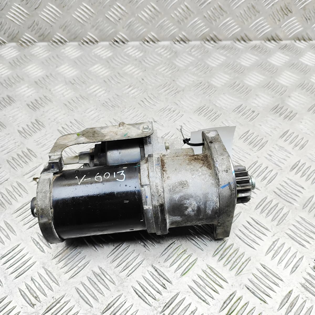 LAND ROVER DISCOVERY V L462 Starter Motor KPLA-11001-BE 3.0 Hybrid 221kW 2023