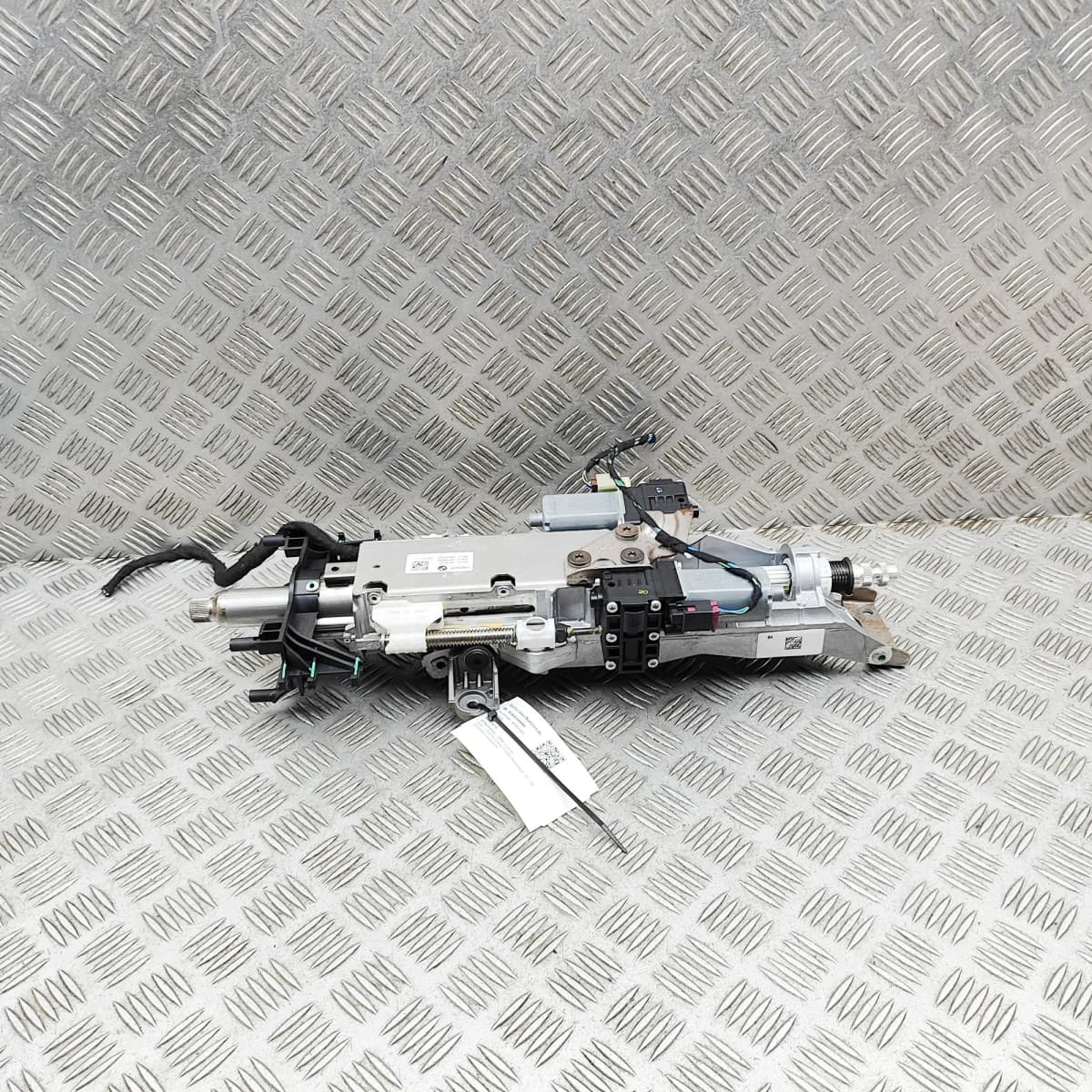 BMW 5 G30 Steering Column Mechanism 6894879 3.0 Petrol / electricity 36834999