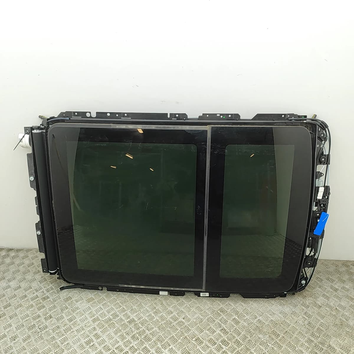 BMW X7 G07 Sunroof AS3 5A48497 3.0 Hybrid 280kW 2023 33919407