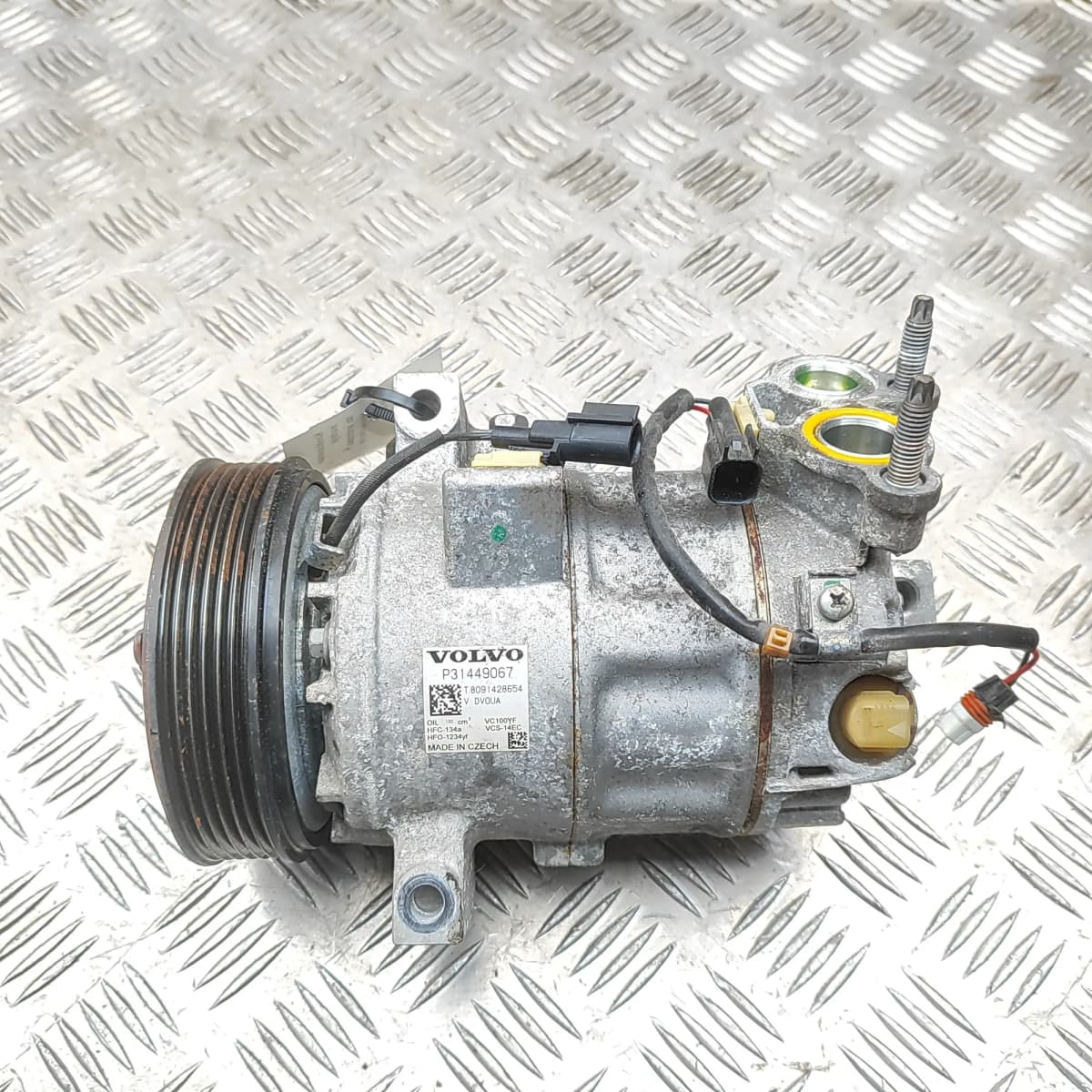 VOLVO XC60 MK2 Air Condition A/C Pump 31449067 2.0 Diesel 140kw 2018 35272056