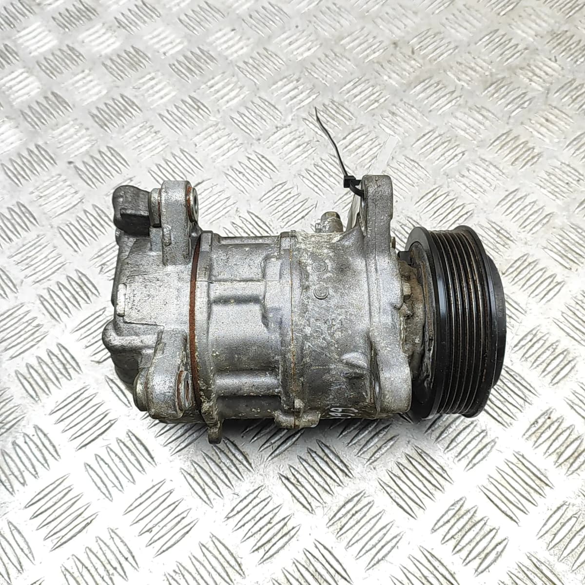 BMW 4 Coupe F32 Air Condition A/C Pump 9299328 2.0 Petrol 120kW 2016 34027308