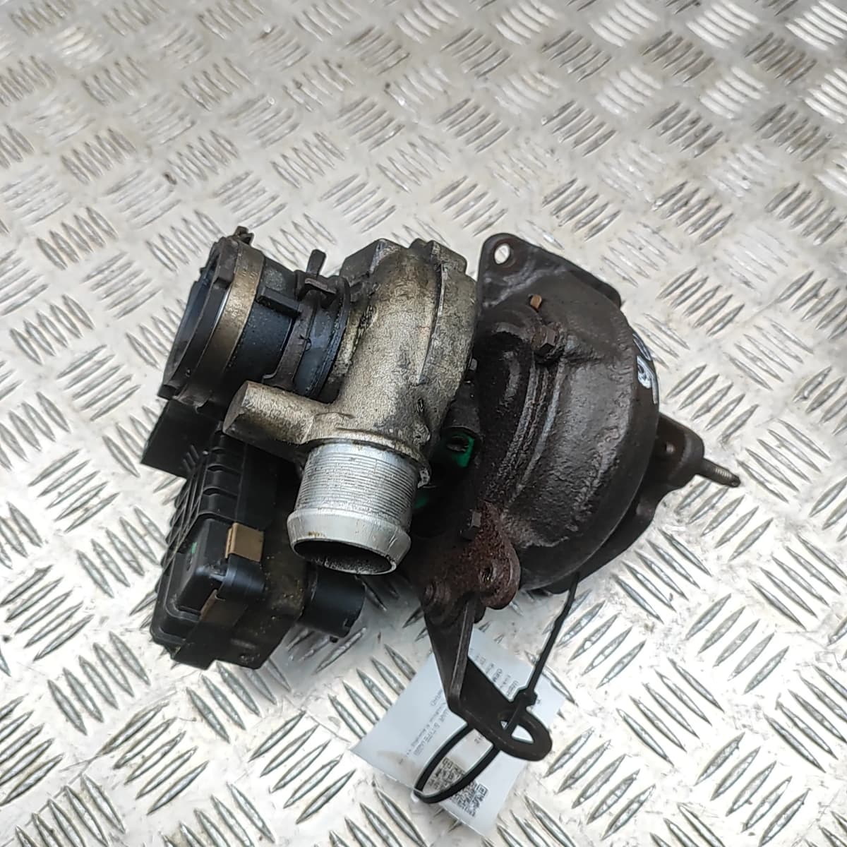JAGUAR S-TYPE X200 Turbocharger 6R8Q-6K682-BC 2.7 Diesel 152kW 2006 34480638