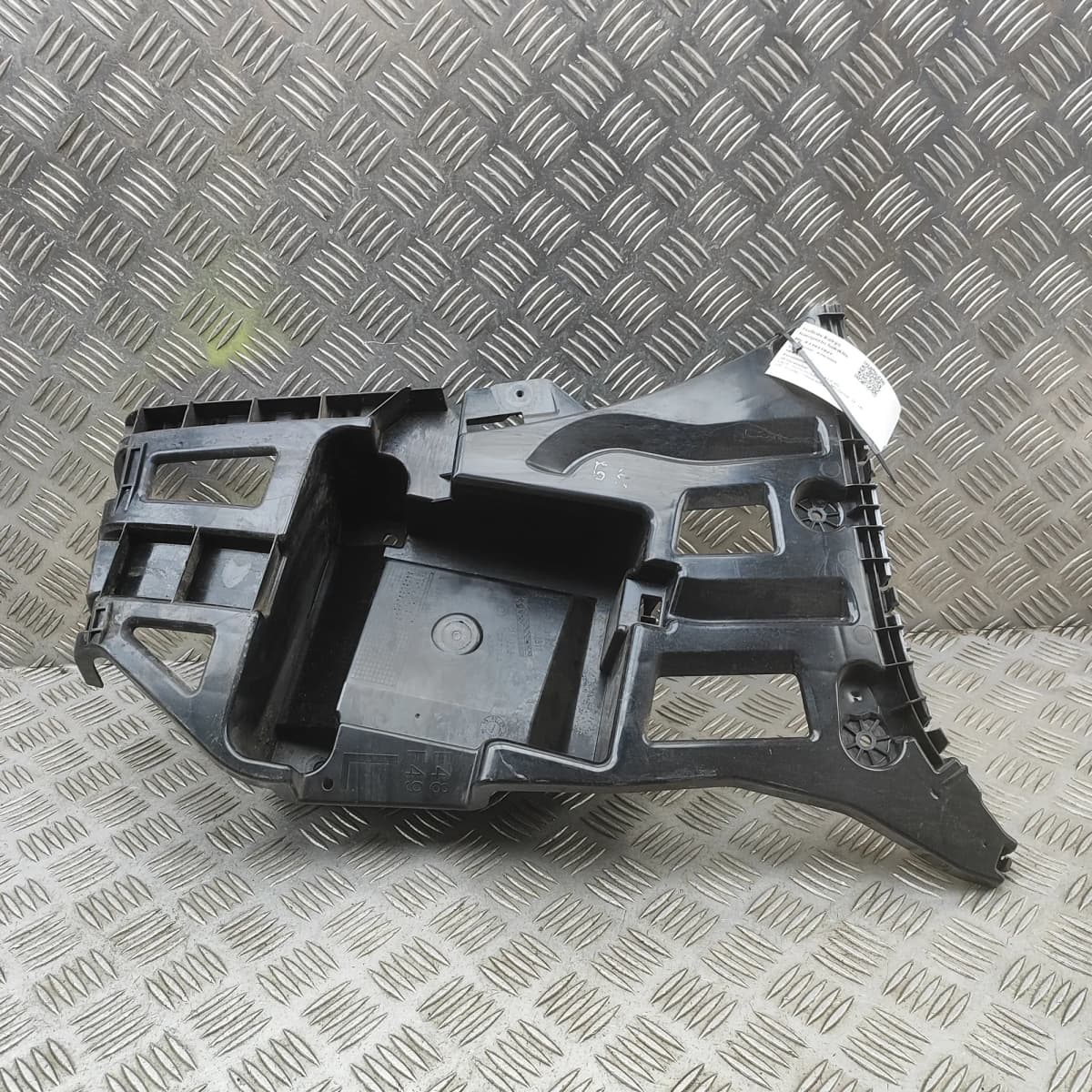 BMW X1 F48 Rear Left Bumper Bracket 7332317 2.0 Petrol 141kw 2019 33911927