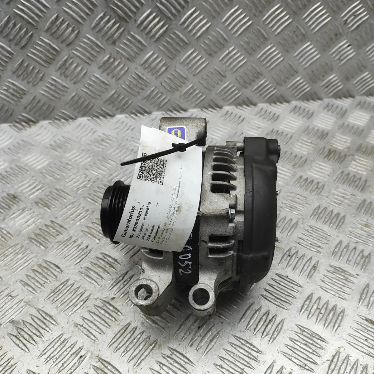 JAGUAR XJ X350 Alternator Generator 104210-3720-C9 2.7 Diesel 152kW 2006