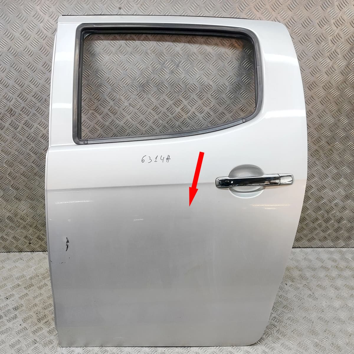 ISUZU D-MAX Mk2 Tür hinten links 8-98108-219-5 2,5 Diesel 100 kW 36056504