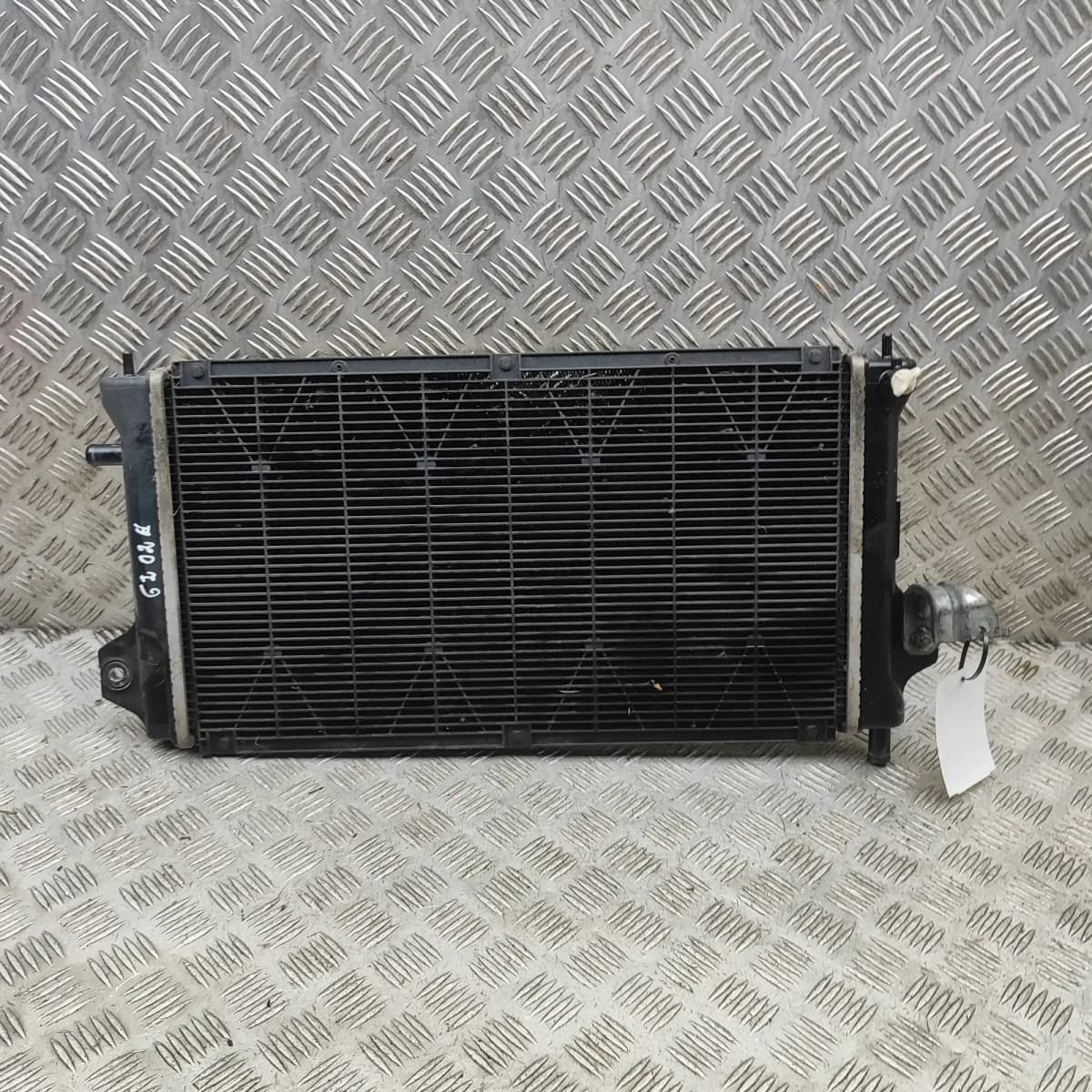 MITSUBISHI OUTLANDER MK3 GF Cooling Radiator 1350A898 2.4 Hybrid 153kW 2018