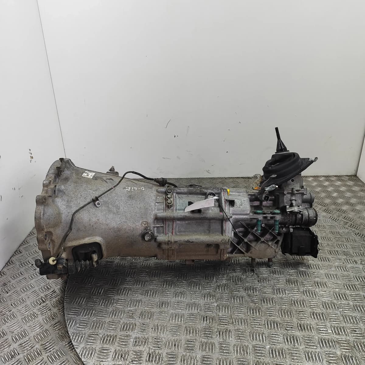 MAZDA MX-5 ND Gearbox M602-03-000 2.0 Petrol 118kw 2015 36450769