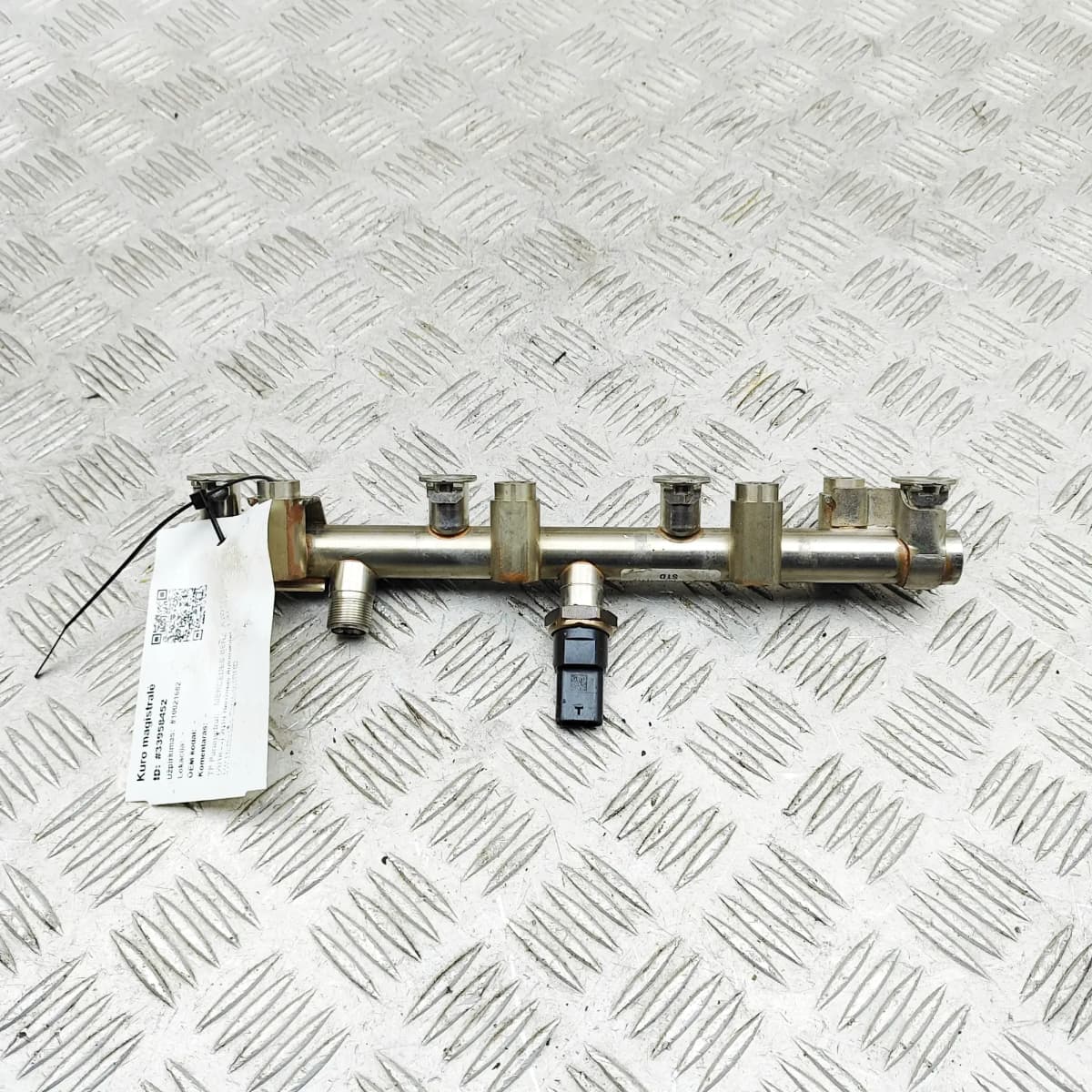 MERCEDES-BENZ A W177 Fuel Rail A2820701400 1.3 Petrol 120kW 2019 33958452
