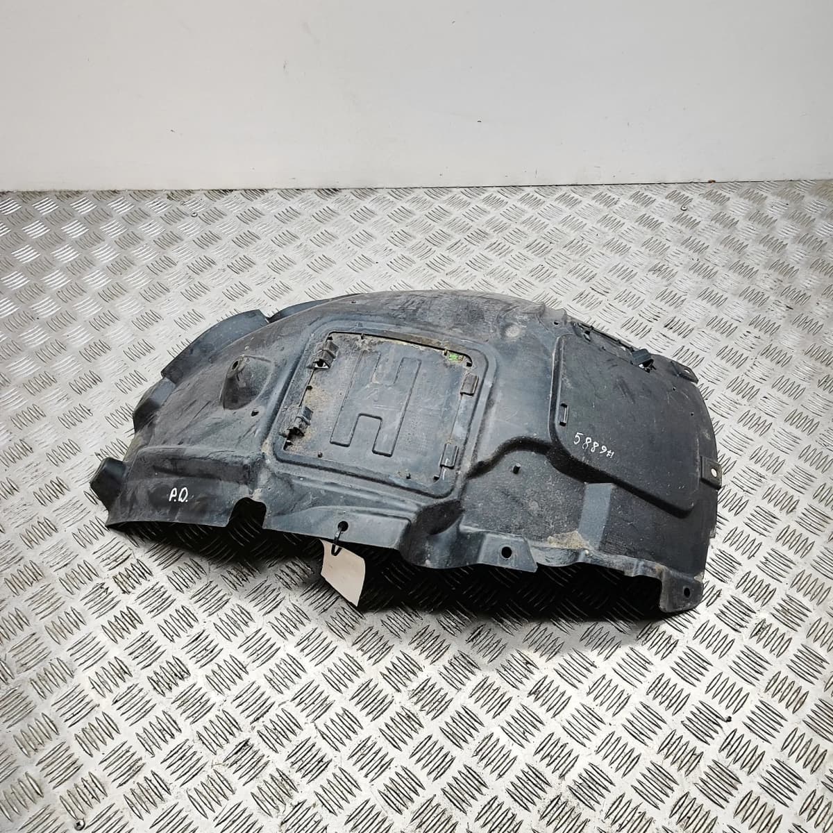 BMW 2 Coupe F22 Front Right Arch Liner Front Part 7260397 2.0 Diesel 140kW 2014