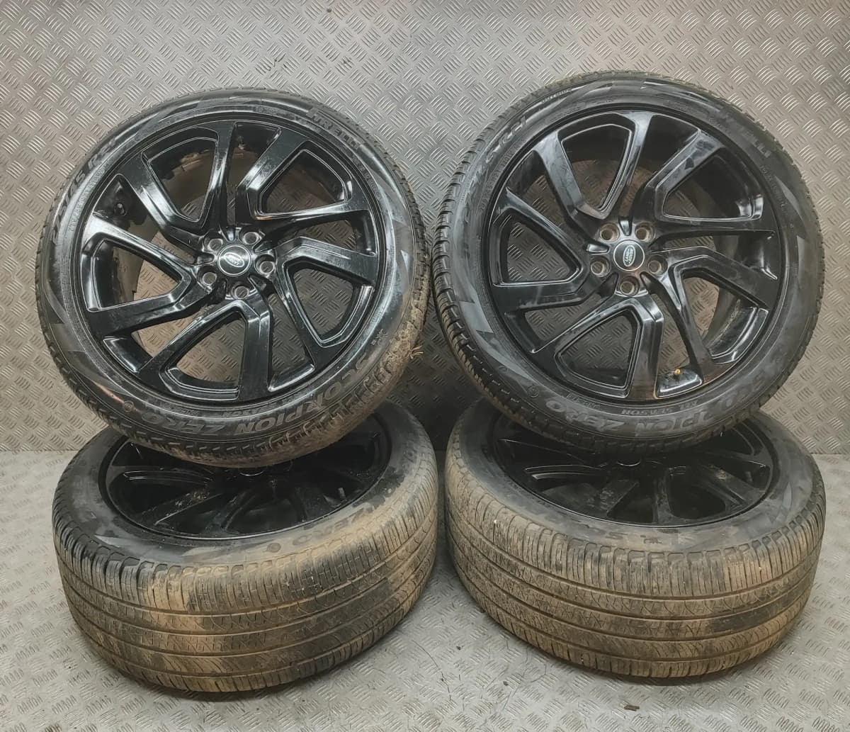 LAND ROVER DISCOVERY MK5 L462 Alloy Wheel Set HY3M-1007-AA 33929918
