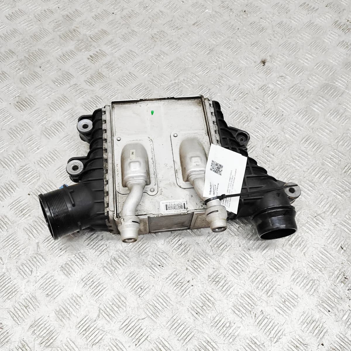 LR RANGE ROVER EVOQUE L551 Intercooler Radiator GJ32-9L440-AD 2.0 Hybrid 132kW