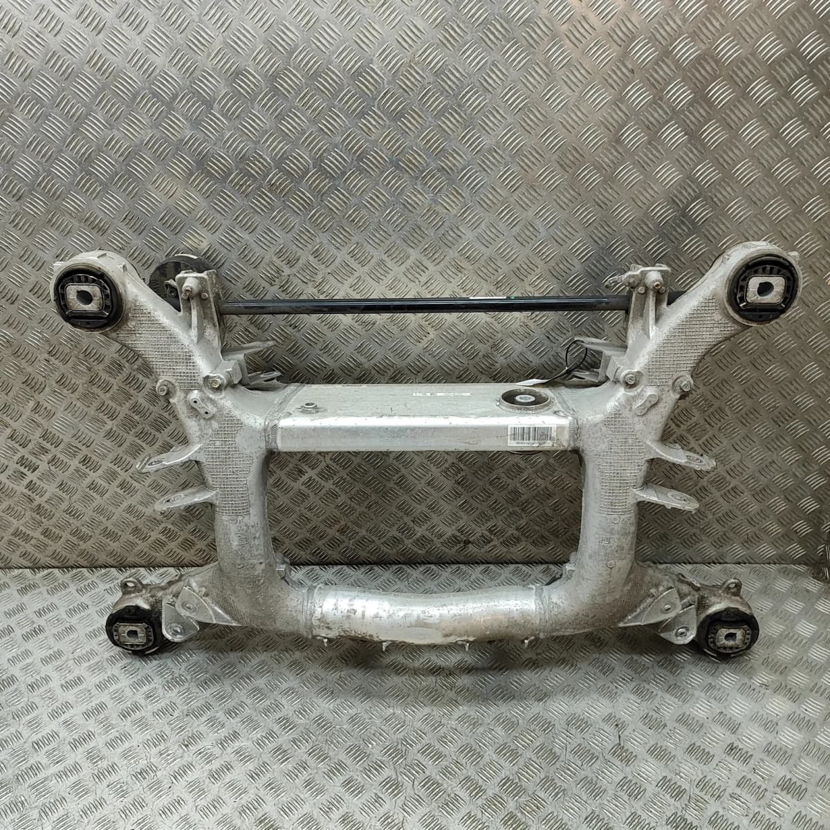 BMW 7 G11 Rear Subframe 6896422 3.0 Hybrid 210kW 2021 34277989