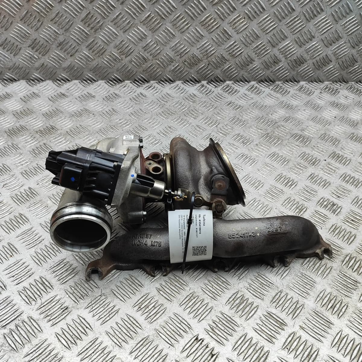 MINI COOPER F55 Turbocharger 9845812 2.0 Petrol 141kw 2022 35419616