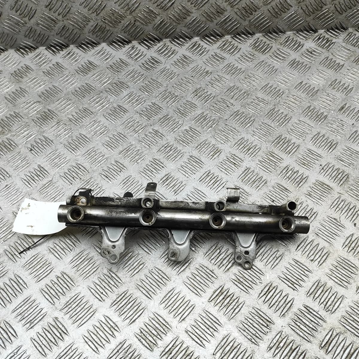 VOLKSWAGEN TIGUAN 5N MK1 Fuel Rail 06J133317J 2.0 Petrol 125kw 2009 35628921