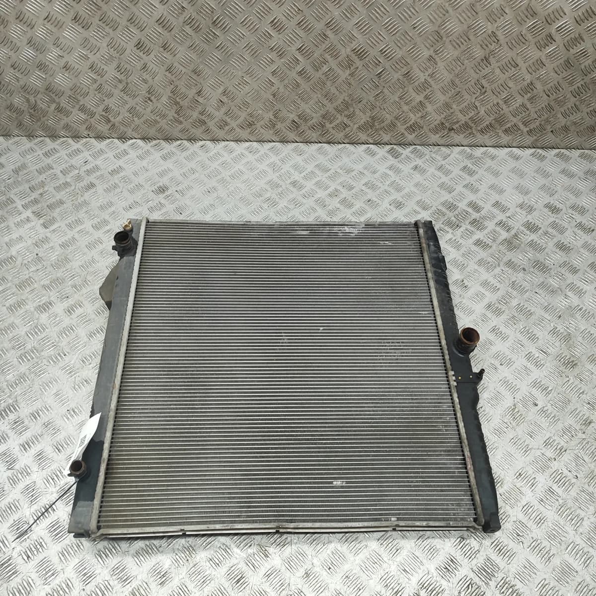 FORD RANGER TKE Cooling Radiator EB3G-8005-C2A 3.2 Diesel 147kw 2016 35674198