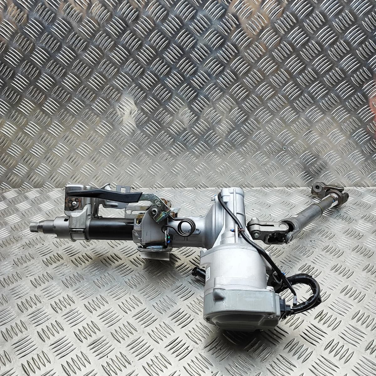TOYOTA YARIS CROSS XP210 Steering Column Mechanism 45250-0DF80 RHD 1.5 Hybrid