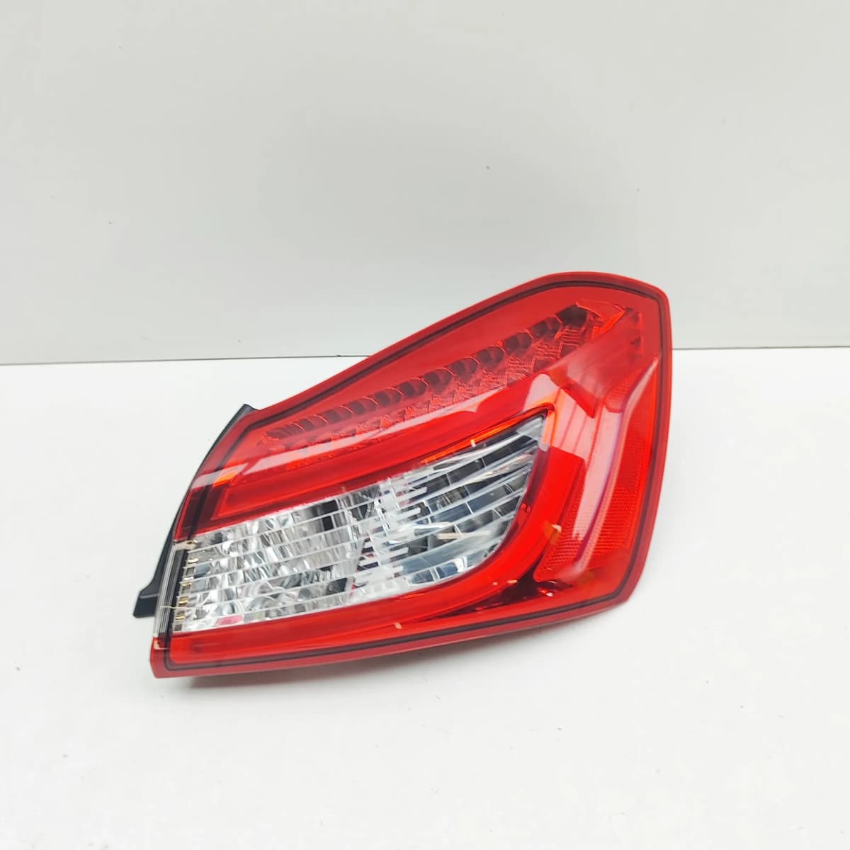 MASERATI GHIBLI M157 Rear Right Tail Light 670107148 3.0 Diesel 202kw 35625227