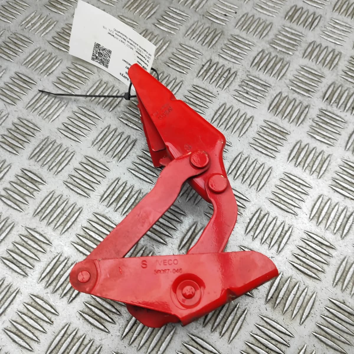 IVECO DAILY MK6 Flatbed Front Left Bonnet Hinge 56087046 2.3 Diesel 35998787