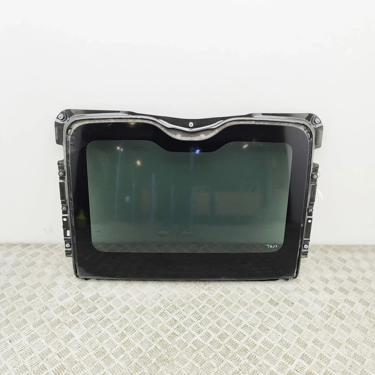 BMW 7 G11, G12 Rear Sunroof 7373641 3.0 Petrol / electricity 210kw 2021 34289828