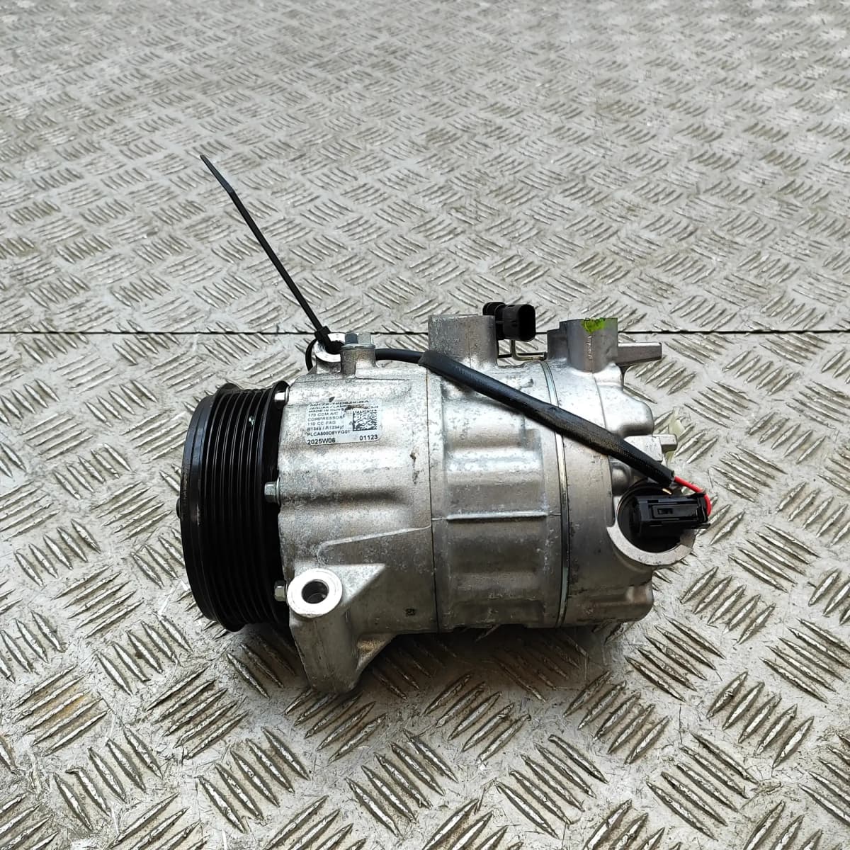 LR RANGE ROVER EVOQUE L551 Air Condition A/C Pump MK72-19D629-BA 2.0Hybrid 150kW
