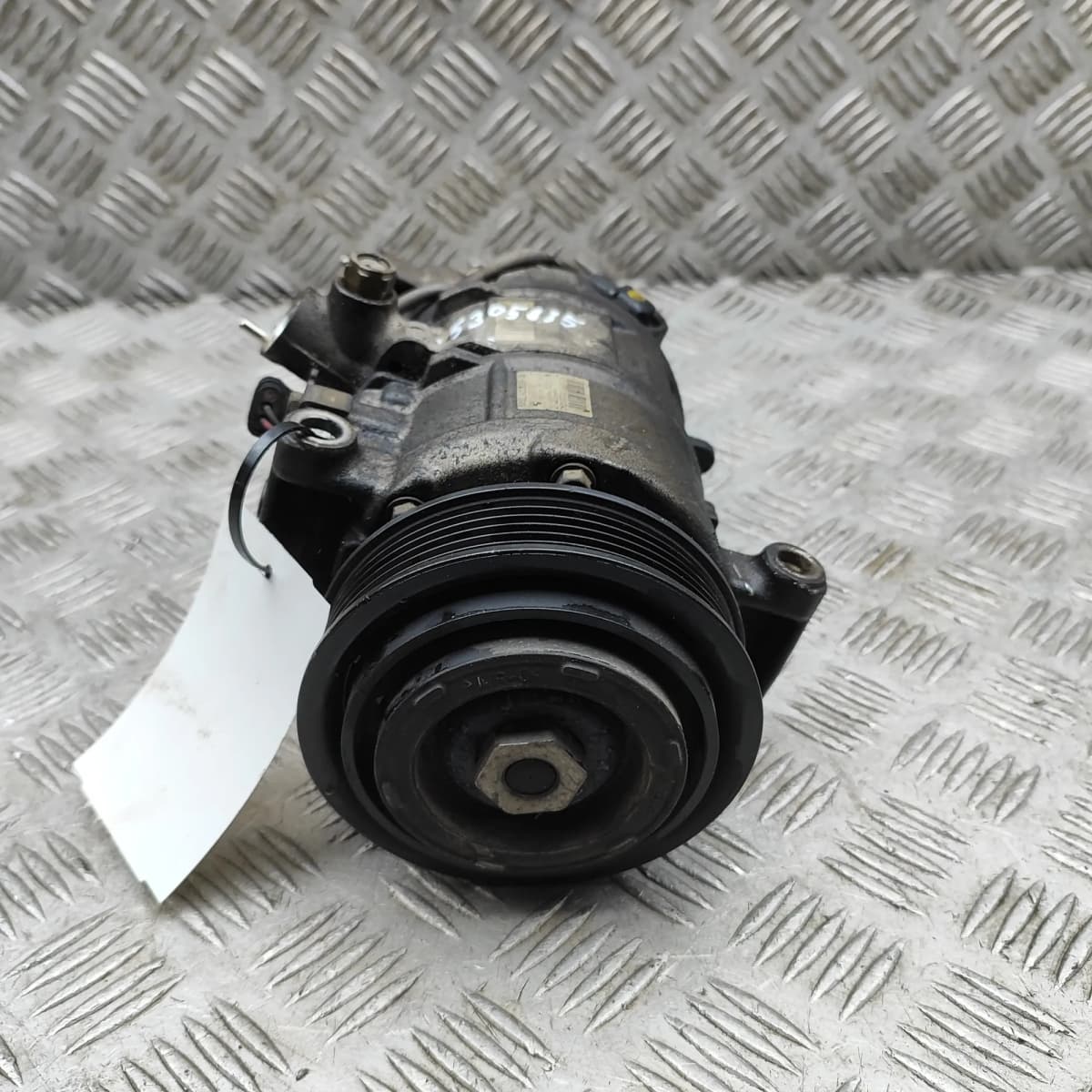BMW 1 F20 Air Condition A/C Pump 9222308 1.6 Petrol 75kw 2014 35629746