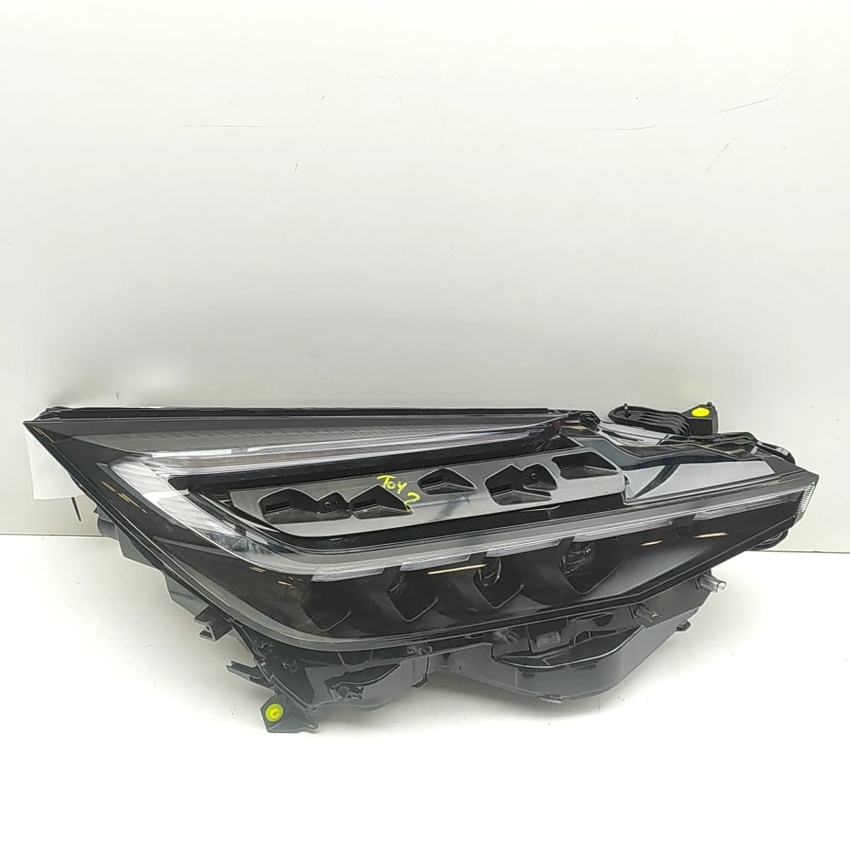 TOYOTA C-HR AX20 Front Right Headlight RHD 31800-8A0T7 2023 30944238
