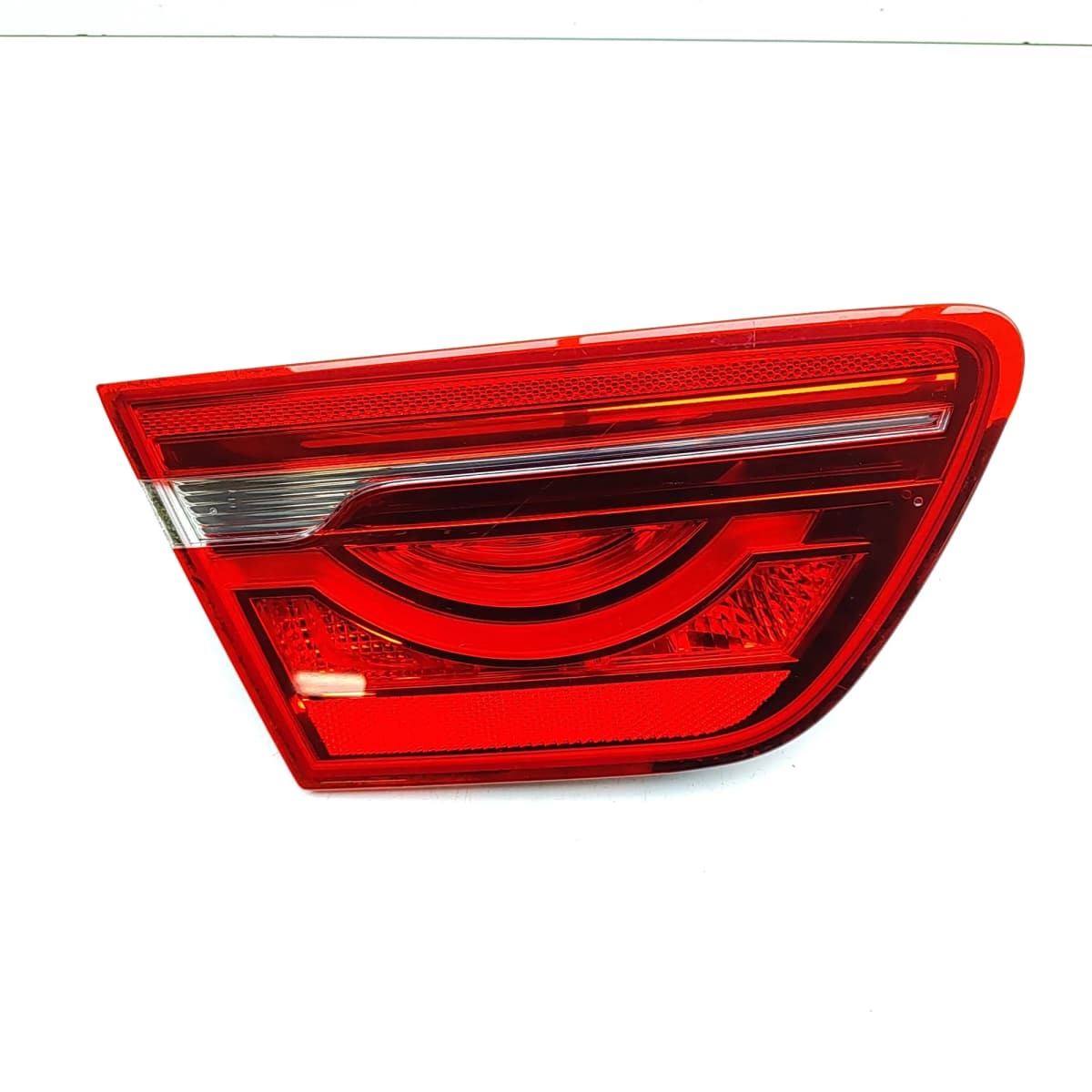 JAGUAR XE X760 Left Side Tailgate Tail Light GX73-15K273-BG 2.0 Diesel 35943932