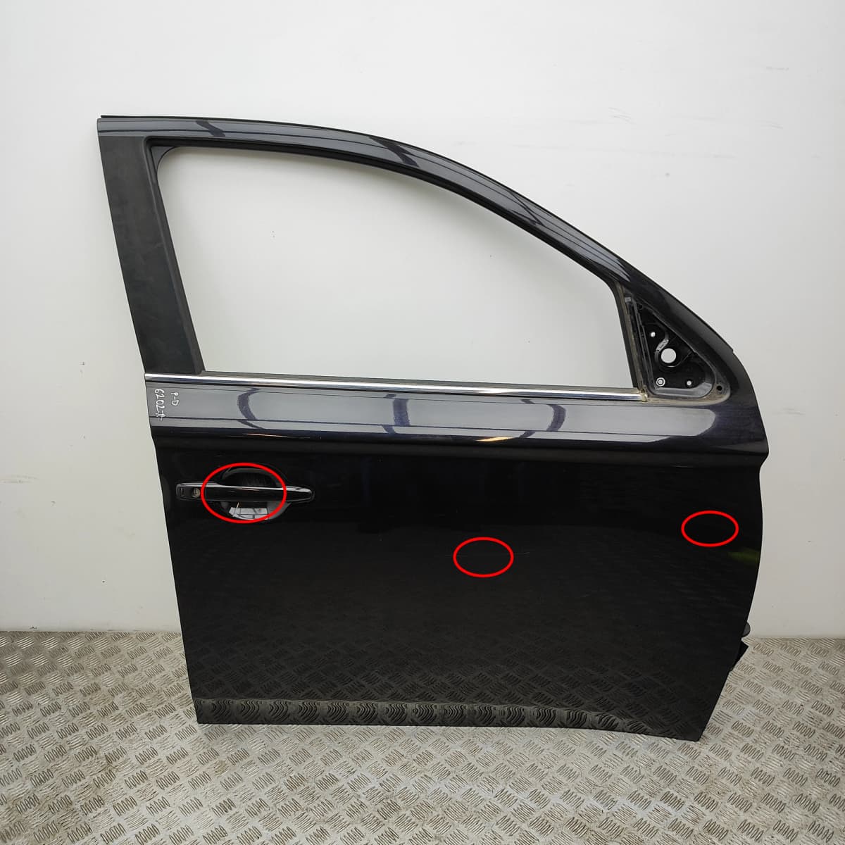MITSUBISHI OUTLANDER MK3 Front Right Door 5700B860 36213617